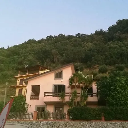 A Casa Di Melo Appartamento Piraino