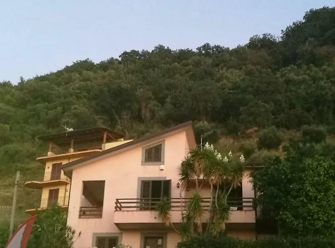 A Casa Di Melo Appartamento Piraino